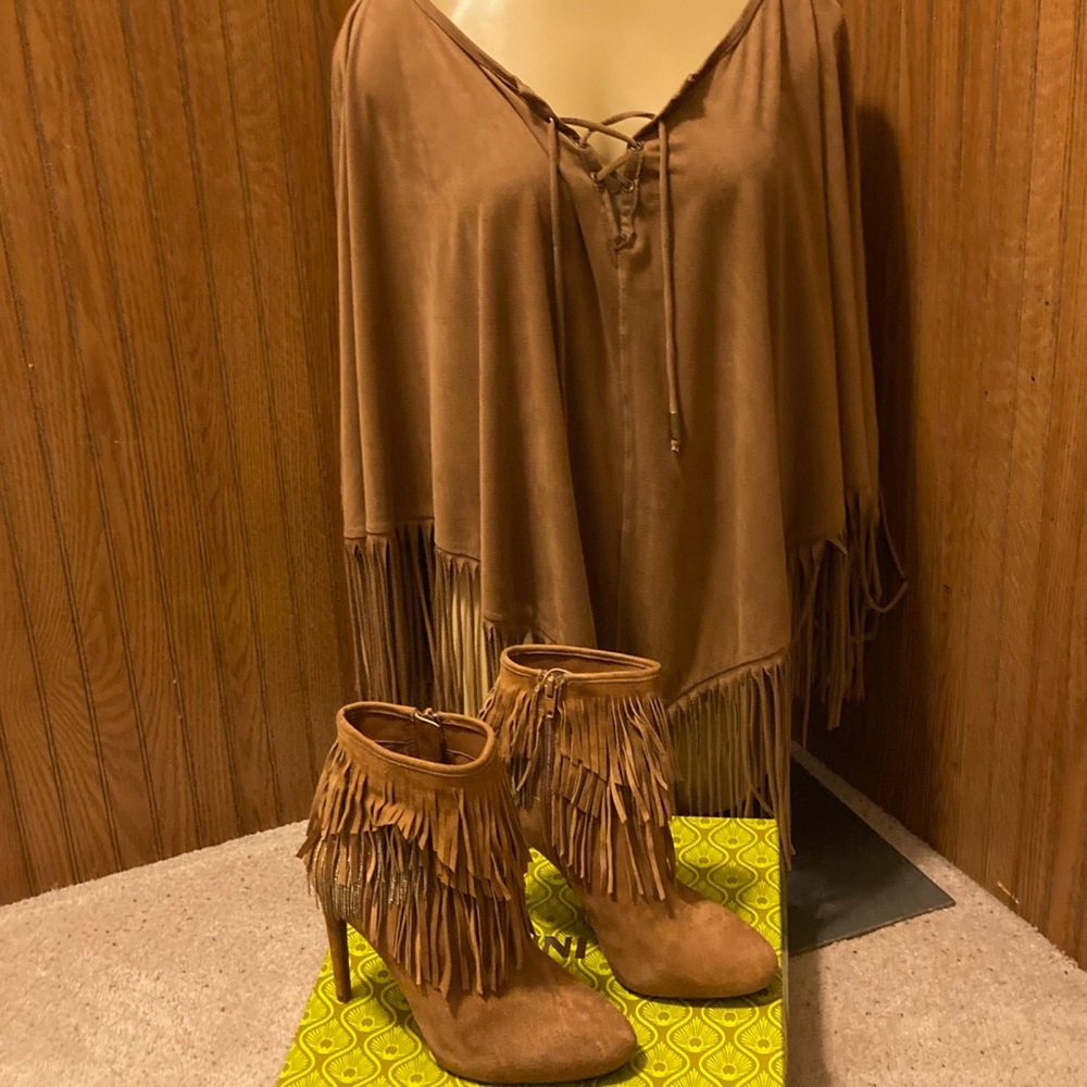 GIANNI BINNI Keyara Suede Stiletto Heel Booties